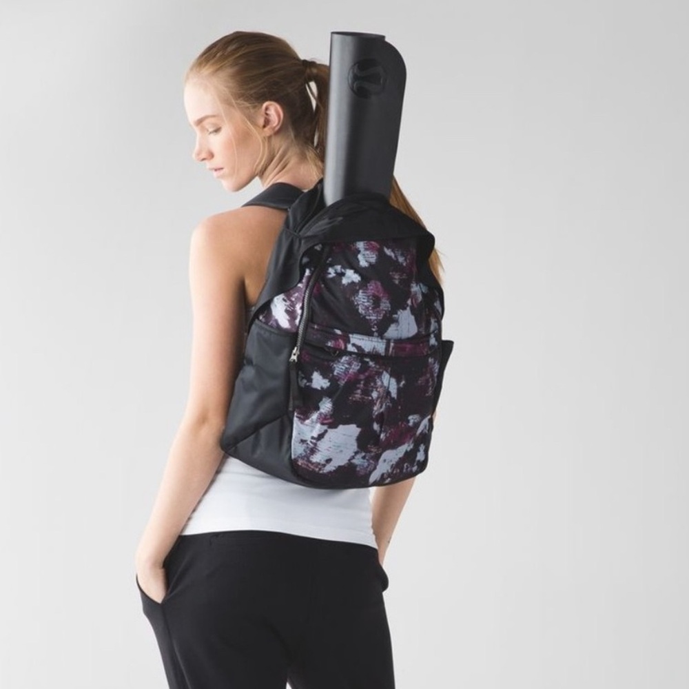 Lululemon All Day Backpack Kara Blossom Multi / Black
